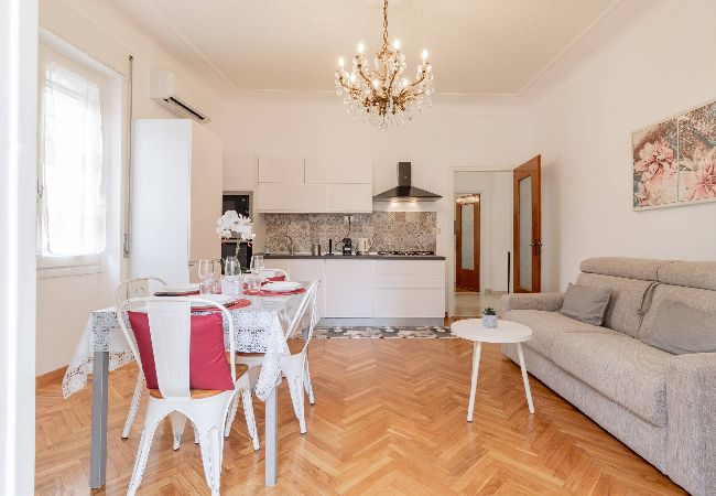 Appartamento a Sanremo - CASTAGNATI-C.SO MATUZIA